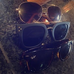 Sunglasses lot